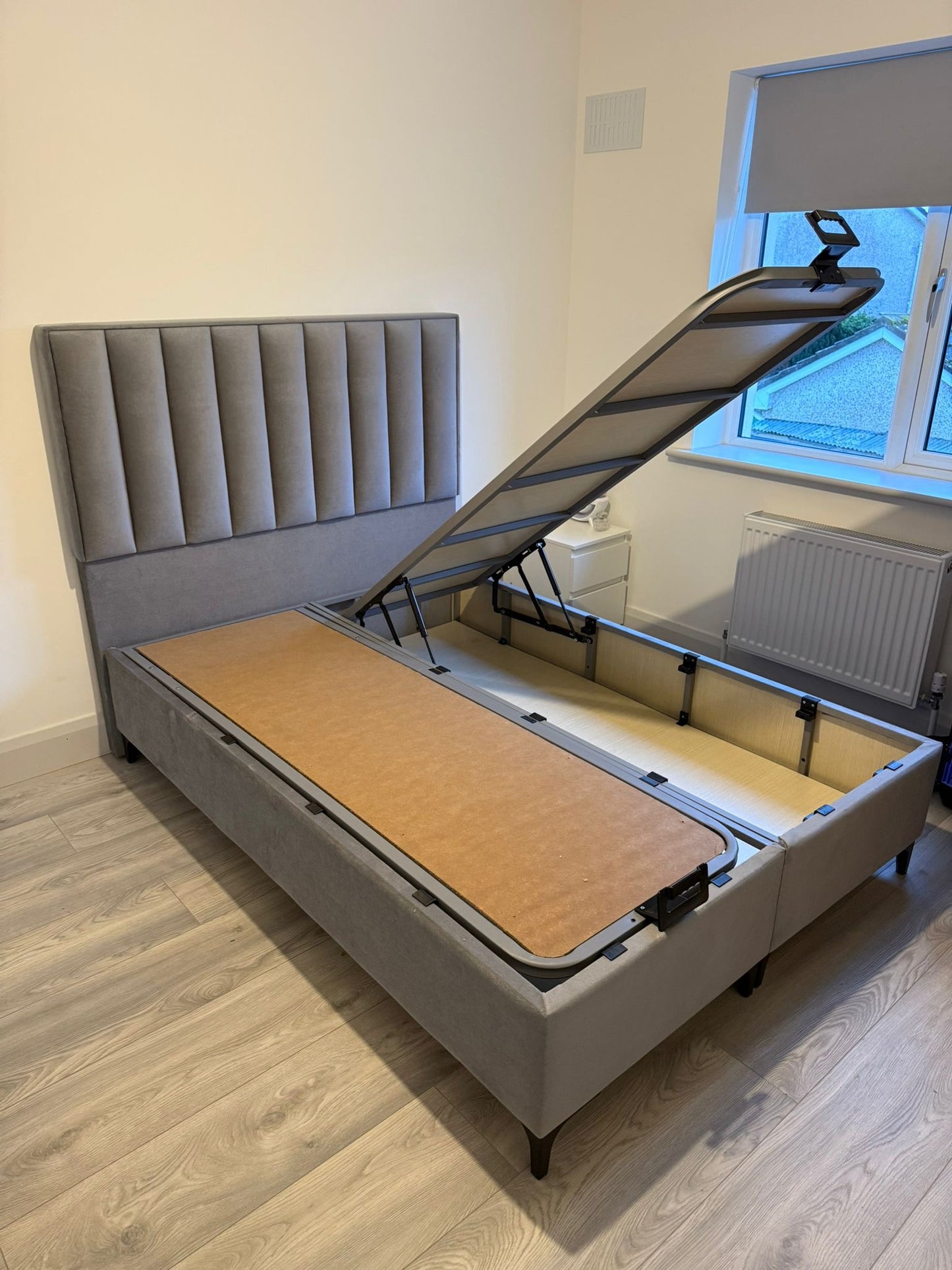 Melbourne Double Ottoman Bed
