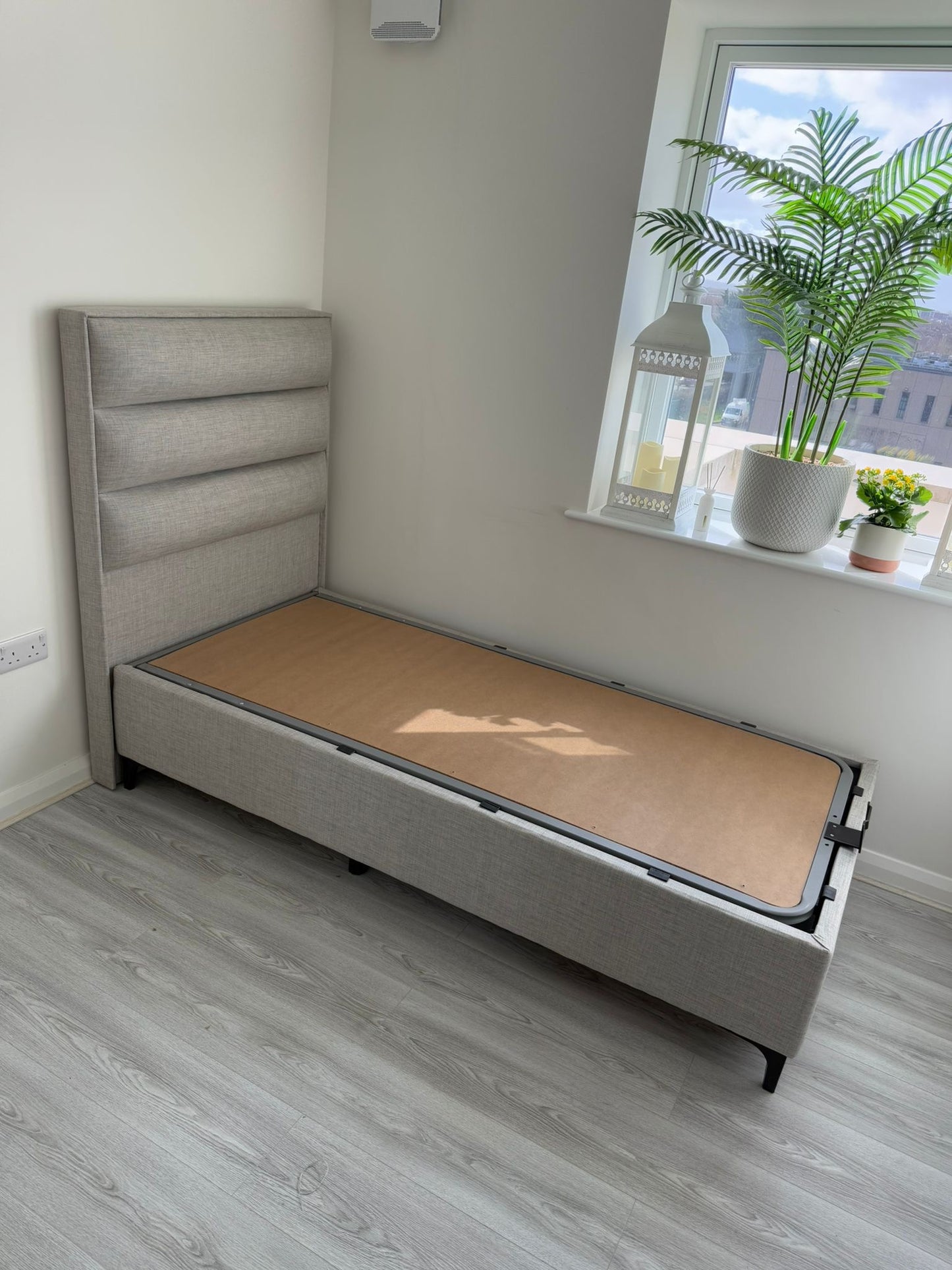 Galway Single Ottoman bed